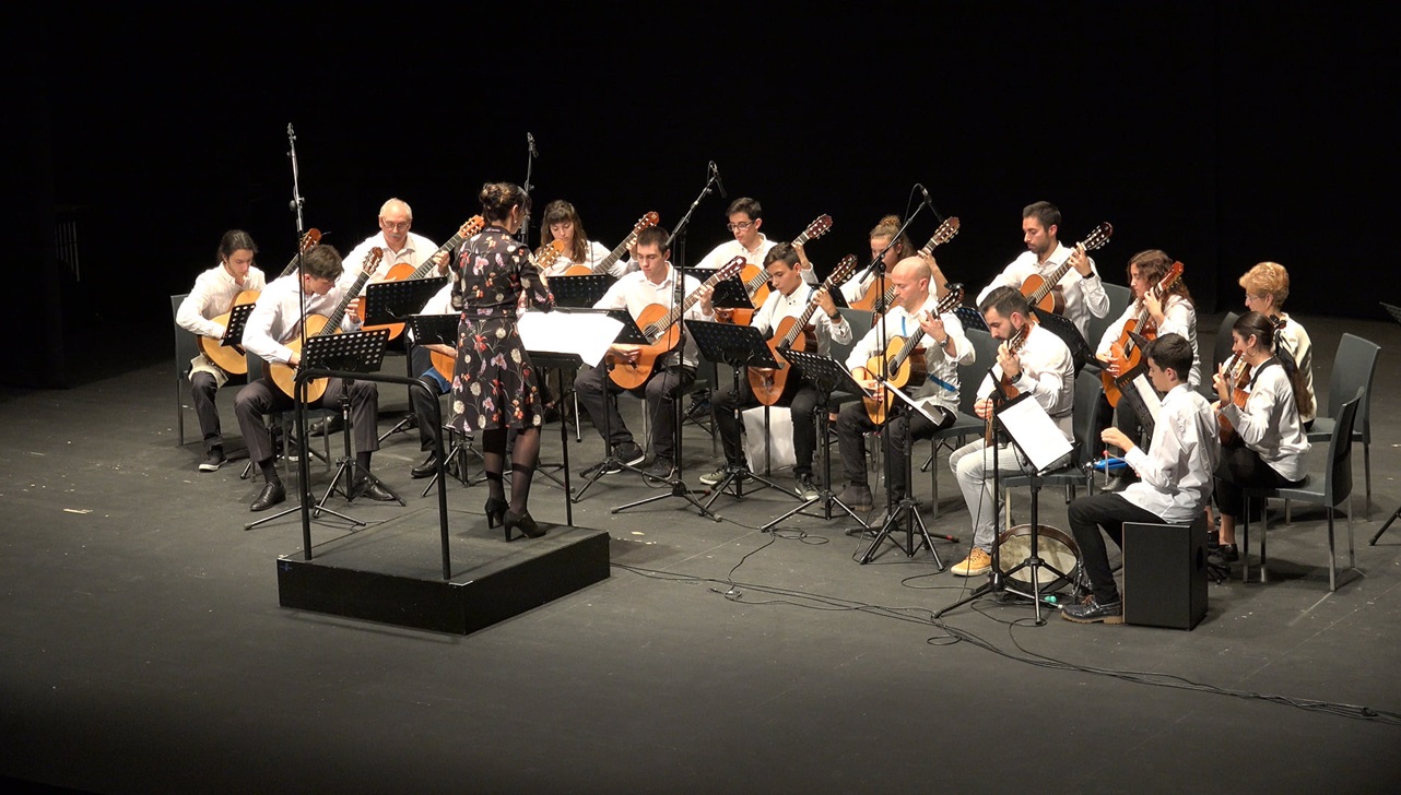 ESCUELA DE MUSICA DIONISO AGUADO