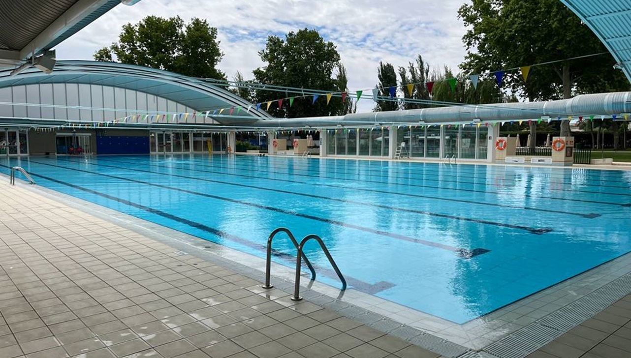 Piscina verano