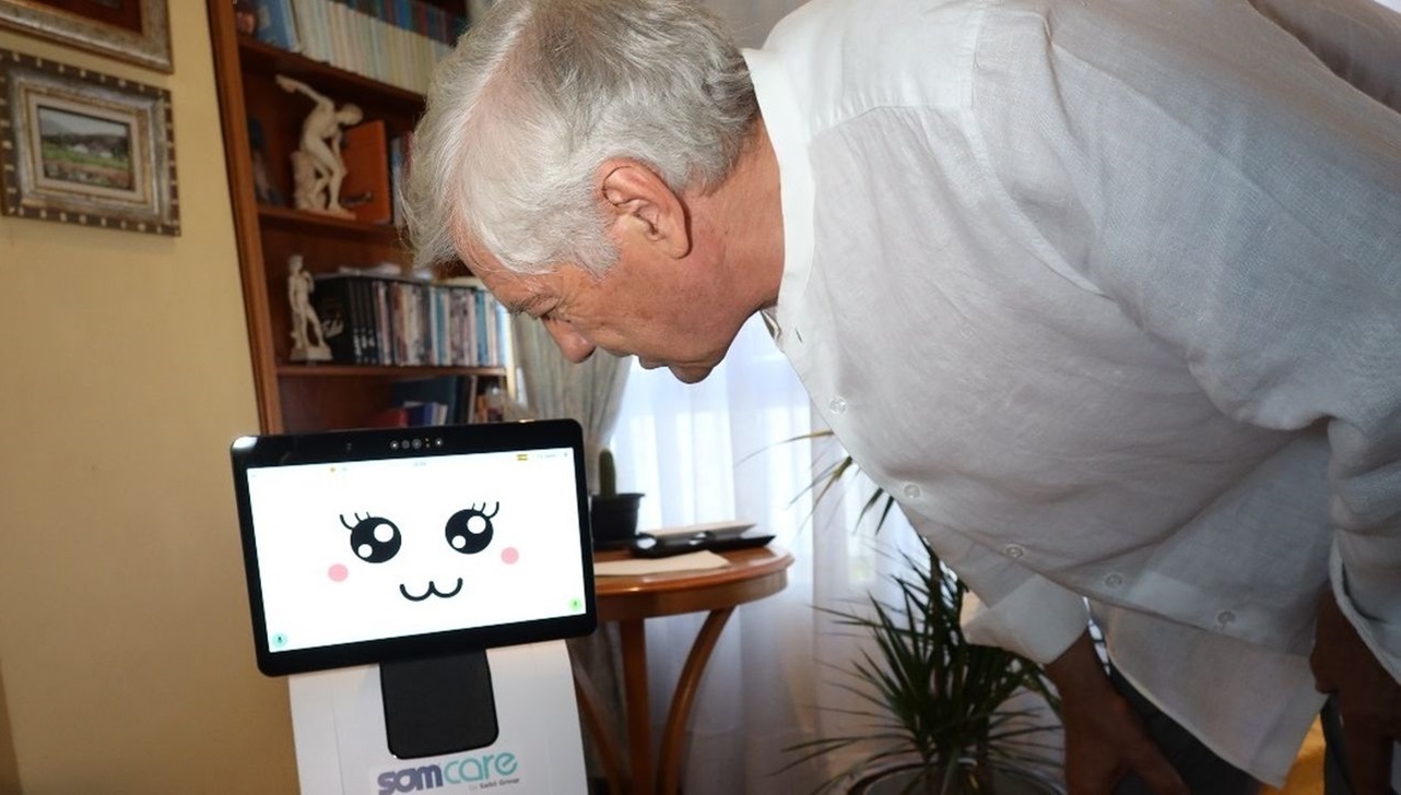 Robot asistencia domiciliaria