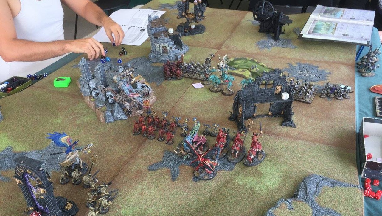 Expo y Entreno Warhammer